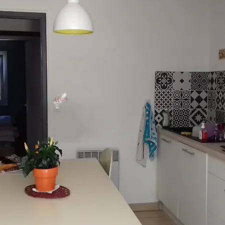 Chez Mamine Bed & Breakfast *